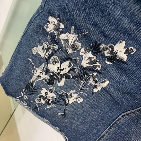 Women's denim skirt - Picture 3 of 6